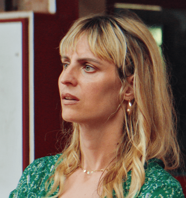 SABRINA SEYVECOU, acteur du film Un Grand Raccourci